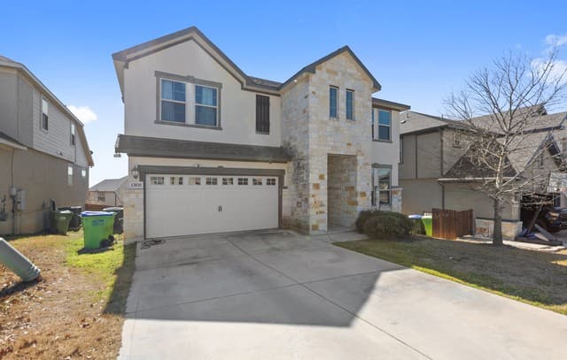 4-bedroom rental at 13810 Silas Crk in San Antonio, TX — photo 3