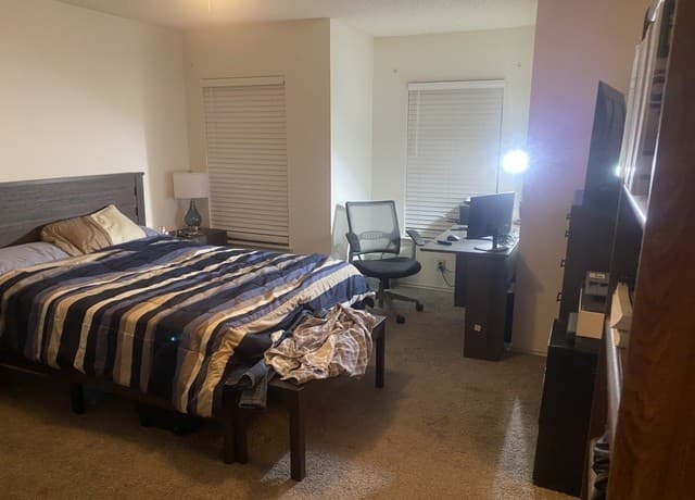 3-bedroom rental at 8962 Branding in San Antonio, TX — photo 4