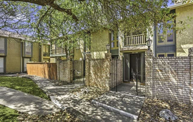 3-bedroom rental at 3678 UNIT 103 Hidden Dr. Unit 103 in San Antonio TX