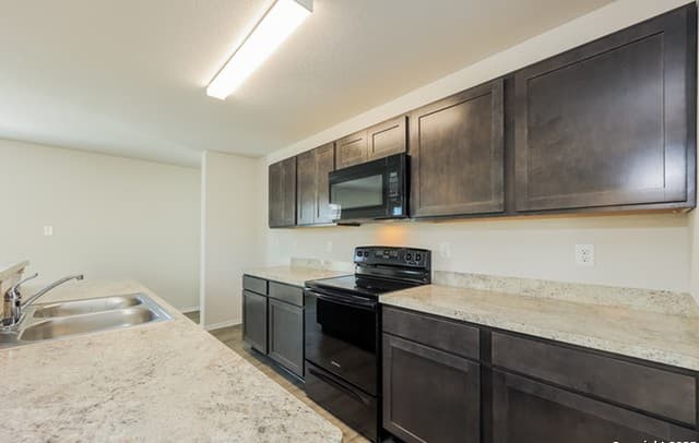 4-bedroom rental at 5126 Blue Ranch in San Antonio, TX — photo 2