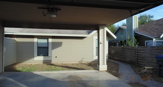 2-bedroom rental at 11750 Spring Club in San Antonio TX