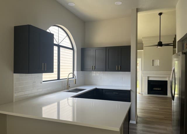 4-bedroom rental at 9358 Village Lance in San Antonio, TX — photo 3