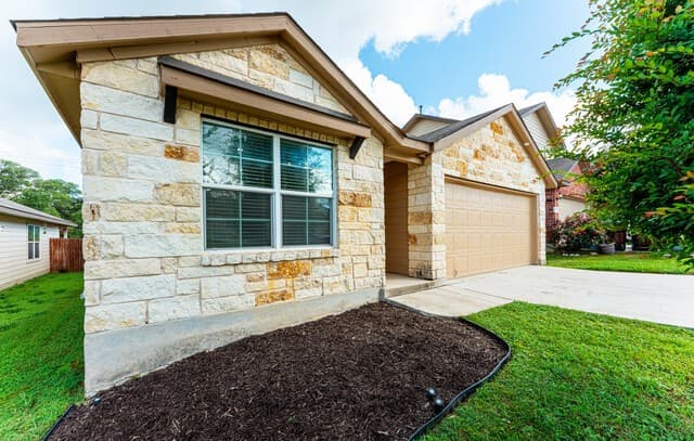 4-bedroom rental at 713 Brown Thrasher in San Antonio TX