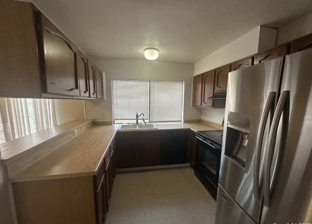 2-bedroom rental at 1325 Bitterlake in San Antonio, TX — photo 4