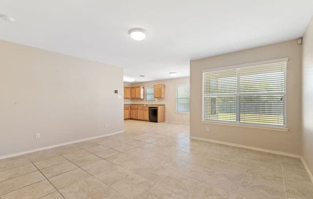 4-bedroom rental at 9919 Mustang Rise in San Antonio, TX — photo 5