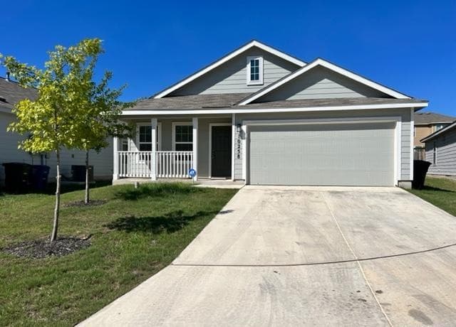 3-bedroom rental at 10258 Robbins Crk in San Antonio TX