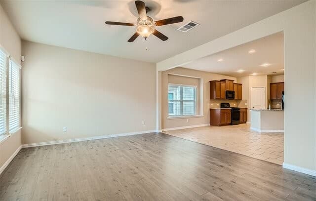 3-bedroom rental at 9026 Bowring in Converse, TX — photo 3