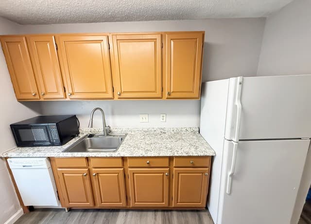 3-bedroom rental at 4162 Frontier Sun in San Antonio, TX — photo 4