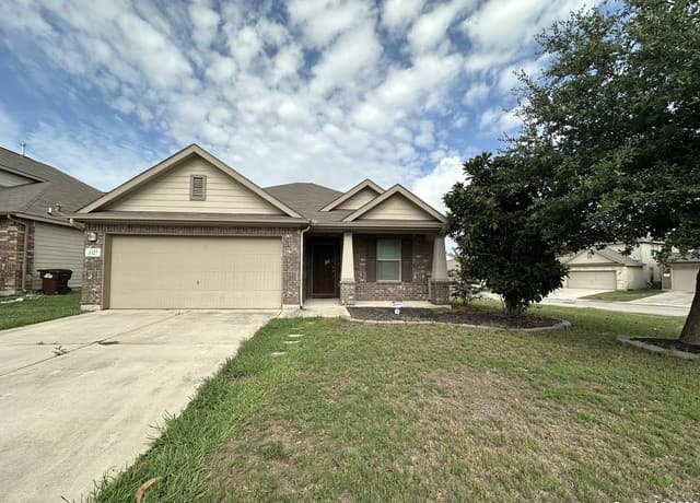 3-bedroom rental at 3327 Candlemoon Dr in San Antonio TX