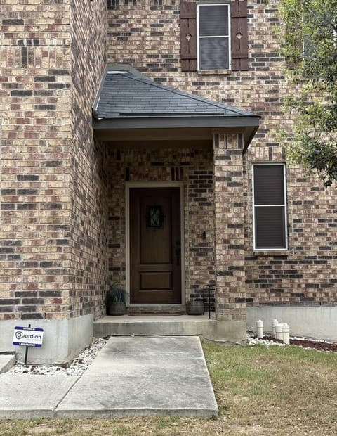 4-bedroom rental at 524 Landmark in Cibolo, TX — photo 3