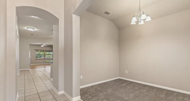 3-bedroom rental at 6026 Cielo Rnch in San Antonio, TX — photo 2