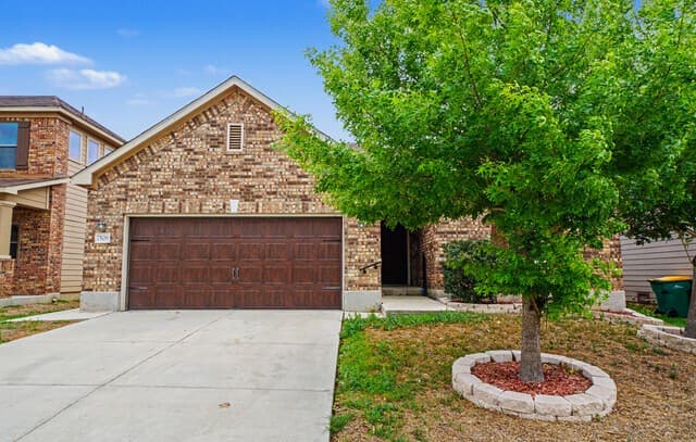 3-bedroom rental at 7506 Copper Cove in Converse TX