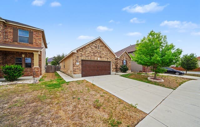 3-bedroom rental at 7506 Copper Cove in Converse, TX — photo 4