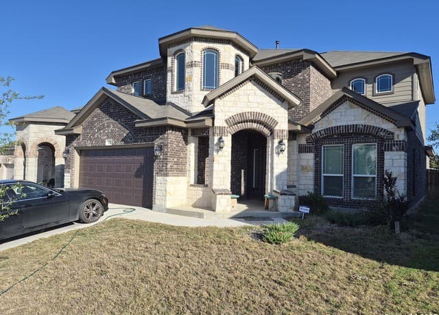 4-bedroom rental at 7034 Comanche Star in San Antonio TX
