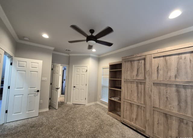 4-bedroom rental at 7034 Comanche Star in San Antonio, TX — photo 5