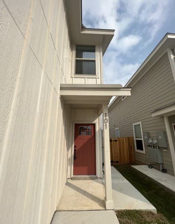 3-bedroom rental at 7618 Agave Bend Unit 101 in San Antonio, TX — photo 4