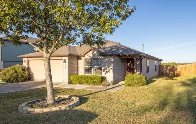 3-bedroom rental at 160 Kaylee Chase in Cibolo TX