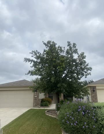 2-bedroom rental at 12815 Sand Holly in San Antonio, TX — photo 2