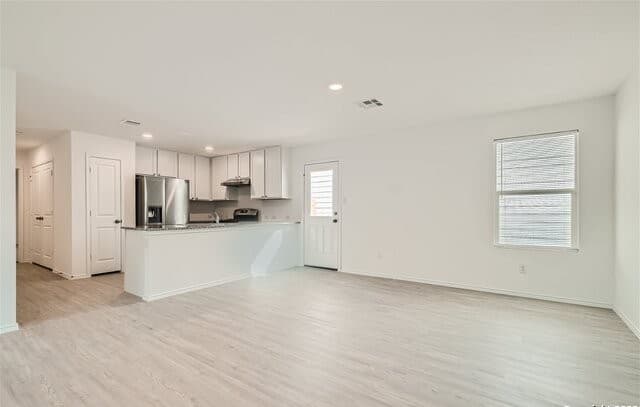 3-bedroom rental at 13922 Wool Park in San Antonio, TX — photo 3