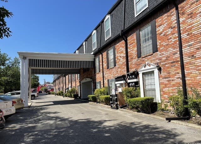 1-bedroom rental at 8401 N New Braunfels Unit 106A in San Antonio TX