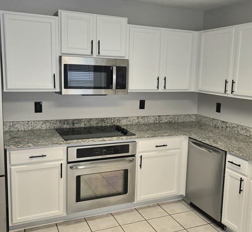 3-bedroom rental at 8518 Park Olympia in Universal City TX