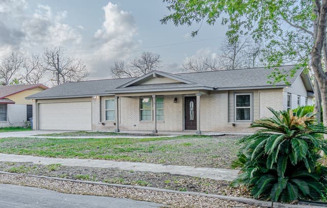 4-bedroom rental at 4719 Old Coach in San Antonio TX