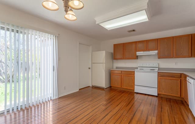 3-bedroom rental at 11139 Baffin Oaks in San Antonio, TX — photo 5