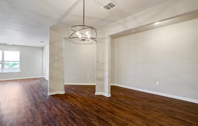 3-bedroom rental at 12118 Luckey View in San Antonio, TX — photo 5