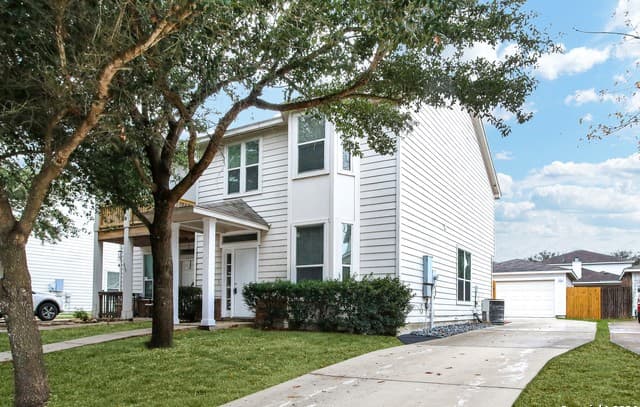3-bedroom rental at 3735 Browning Bluff in San Antonio TX