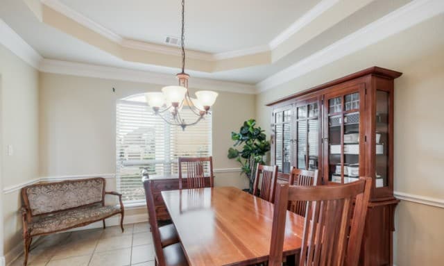 4-bedroom rental at 18211 Branson Falls in San Antonio, TX — photo 5
