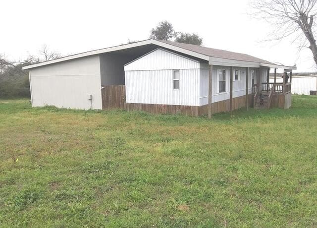 2-bedroom rental at 9075 Loop 1604 in Elmendorf, TX — photo 4