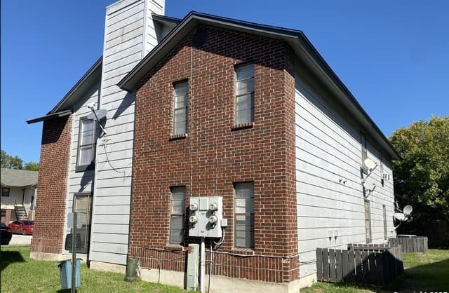 2-bedroom rental at 806 Station Unit 1 in Converse TX