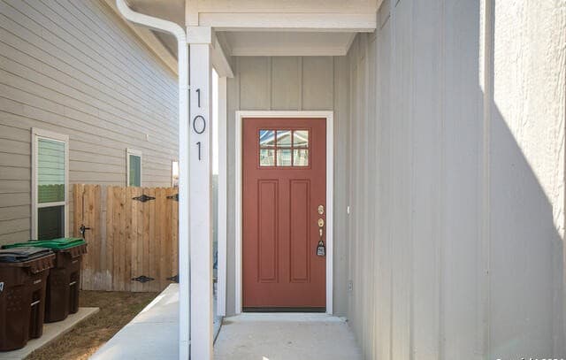 3-bedroom rental at 7523 Gramercy Way Unit 101 in San Antonio, TX — photo 4