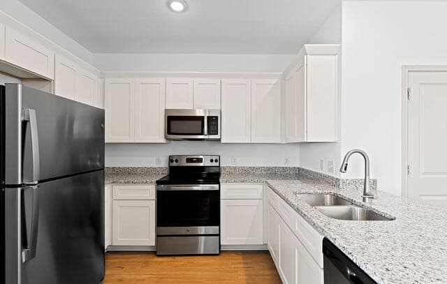 3-bedroom rental at 7523 Gramercy Way Unit 101 in San Antonio, TX — photo 5