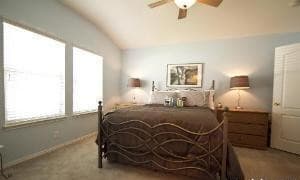 3-bedroom rental at 7919 Woodchase in San Antonio, TX — photo 5