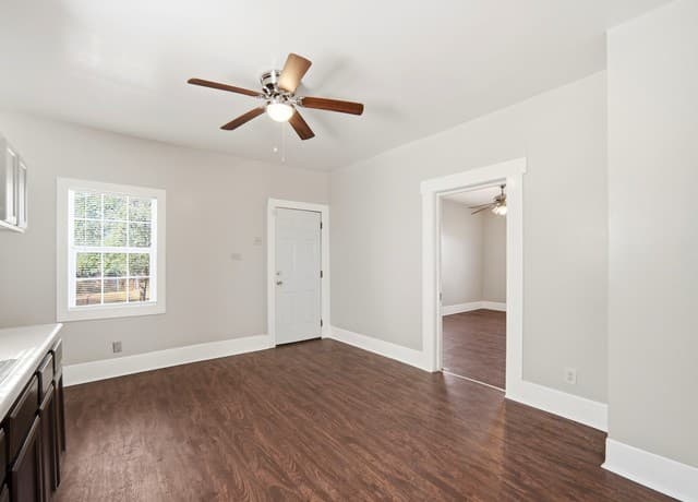 2-bedroom rental at 837 Westfall in San Antonio, TX — photo 3