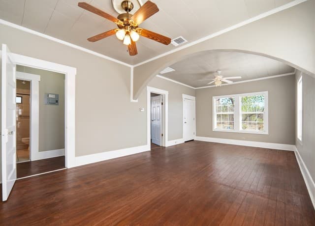 2-bedroom rental at 837 Westfall in San Antonio, TX — photo 5