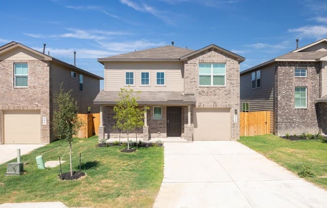 4-bedroom rental at 6623 Whisper Pond in San Antonio TX