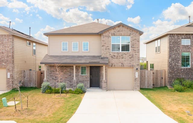 4-bedroom rental at 6623 Whisper Pond in San Antonio, TX — photo 2