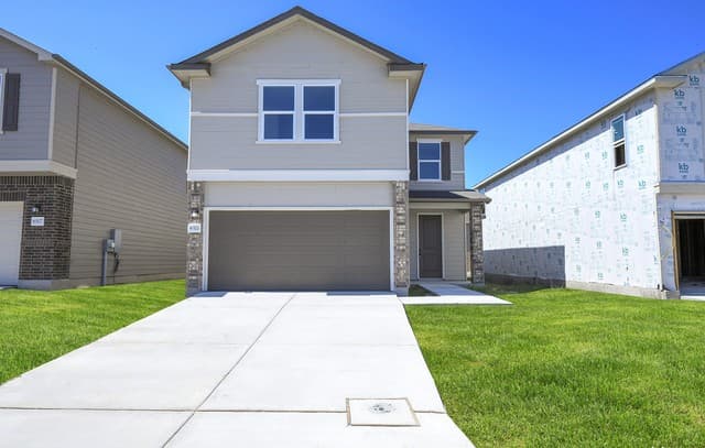 4-bedroom rental at 6511 Runaway Row in Converse TX