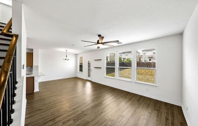 3-bedroom rental at 10115 Pearl Creek in San Antonio, TX — photo 5