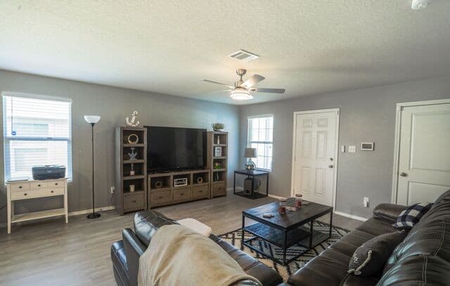 3-bedroom rental at 3318 Carducci in Converse, TX — photo 4