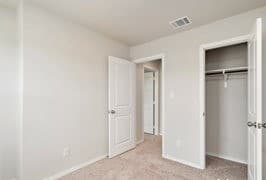 3-bedroom rental at 9426 Apple Ridge Ln Unit 303 in San Antonio, TX — photo 5