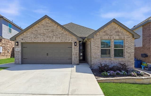 4-bedroom rental at 1512 Arcadian Lily in San Antonio, TX — photo 2