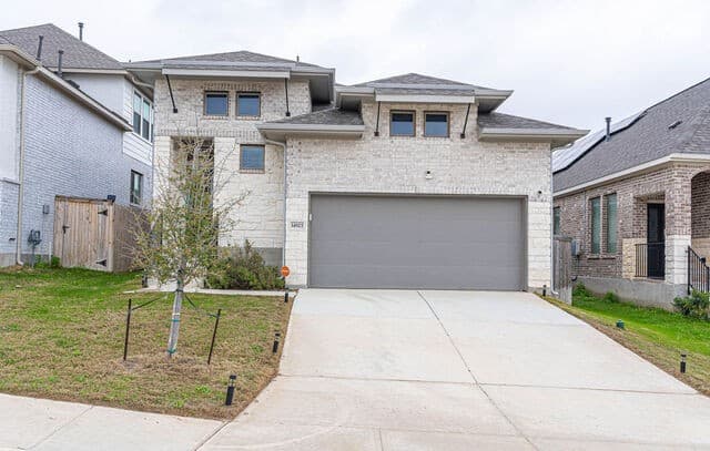 4-bedroom rental at 14923 Endsley in San Antonio, TX — photo 2