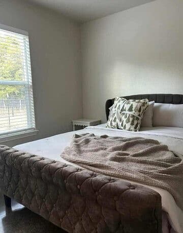 3-bedroom rental at 247 Remington R in Spring Branch, TX — photo 4