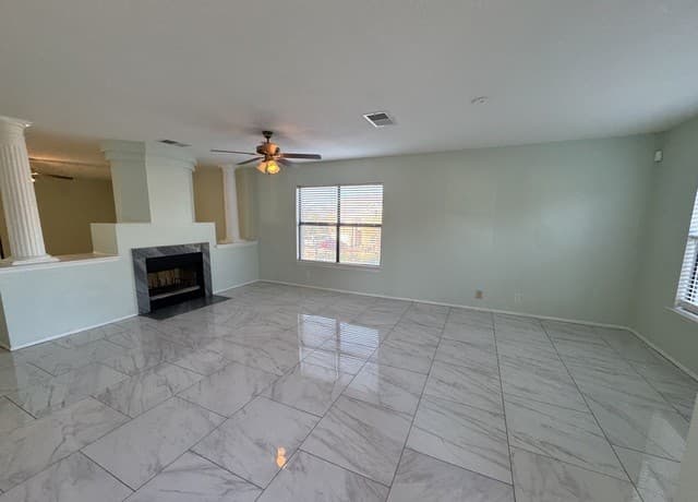 4-bedroom rental at 11514 Cavendish Circle in San Antonio, TX — photo 3