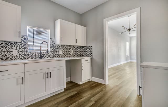 2-bedroom rental at 1805 Texas in San Antonio, TX — photo 4