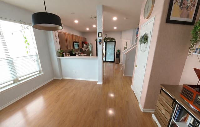 3-bedroom rental at 6102 S Jolie in San Antonio, TX — photo 5