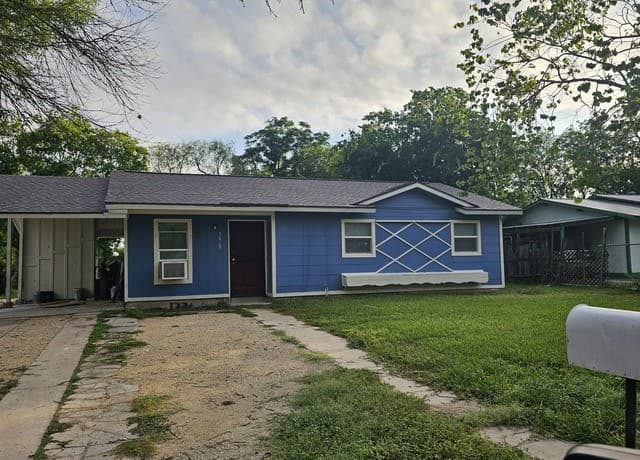 3-bedroom rental at 5619 Stonybrook Dr in San Antonio, TX — photo 2